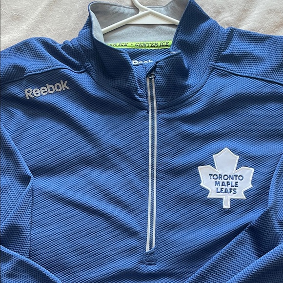 Reebok Blue NHL Toronto Maple Leafs 3/4 zip - Picture 5 of 5
